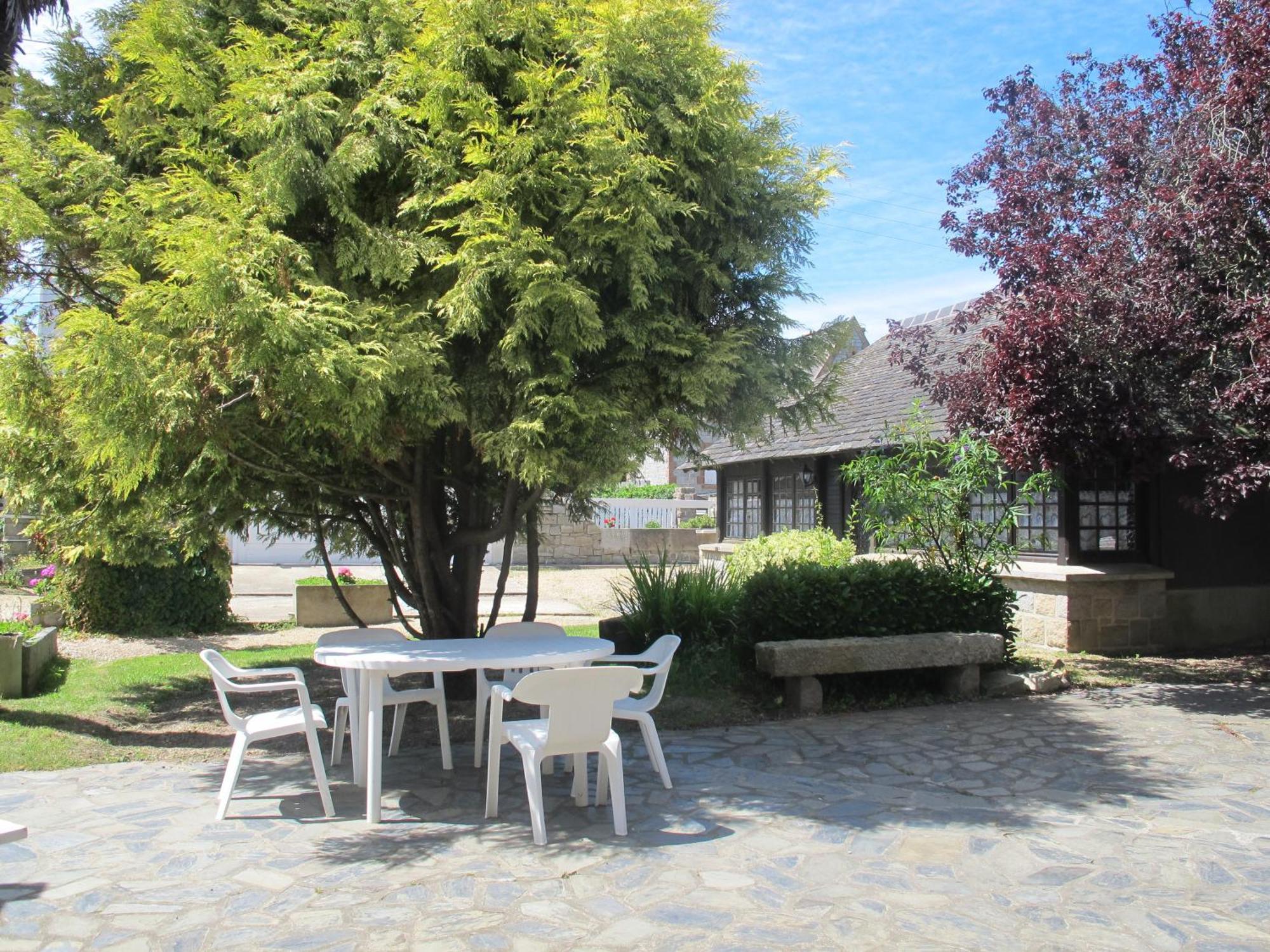 Hotel Ecume de Mer à Trébeurden Extérieur photo